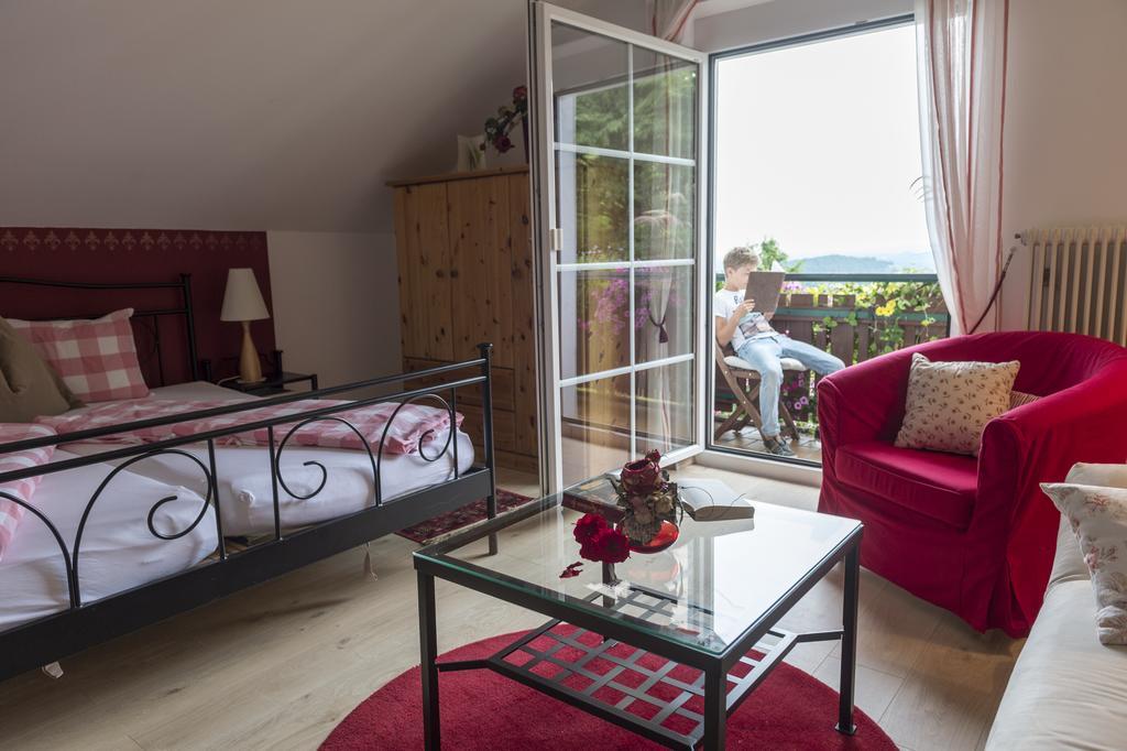 Privatzimmer Haring Kitzeck im Sausal Buitenkant foto